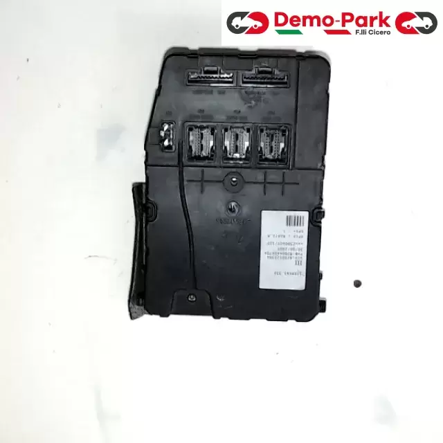 BODY COMPUTER Renault MEGANE SIEMENS  8200525384 0