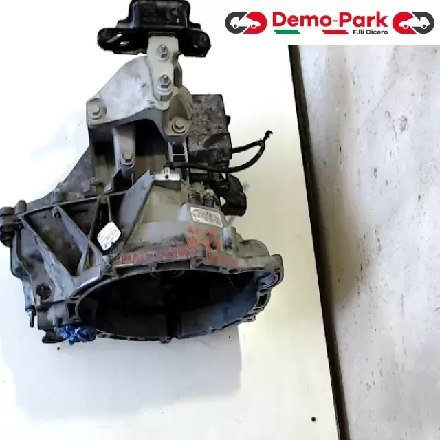 CAMBIO FIESTA Ford FIESTA - 1.4  0