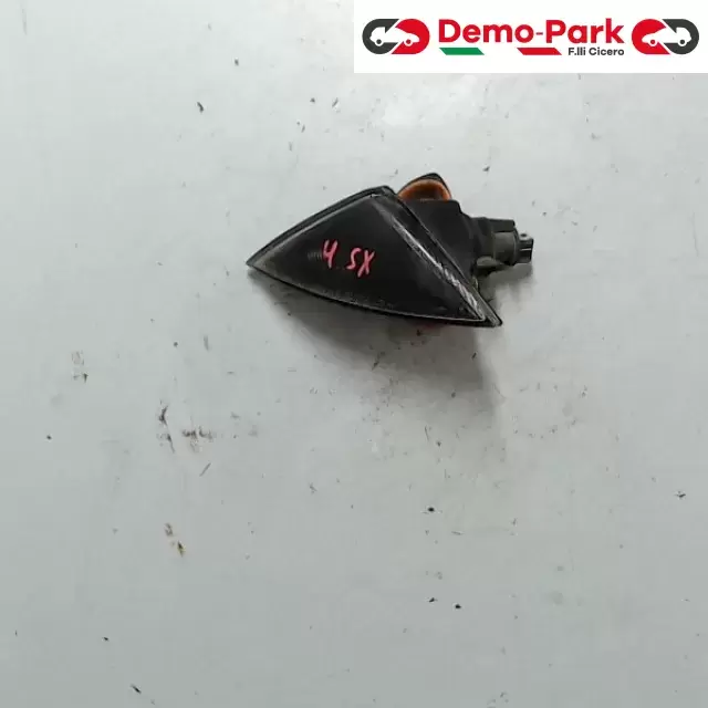 FRECCIA ANT. SX Lancia Y  0