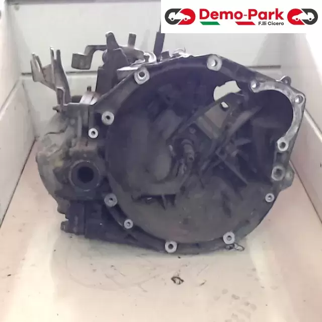 CAMBIO 406 Peugeot 406 - 1.6 HDI  0