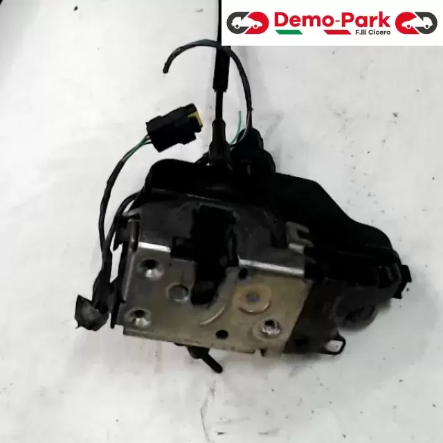 SERRATURA ANT. SX Renault LAGUNA  1