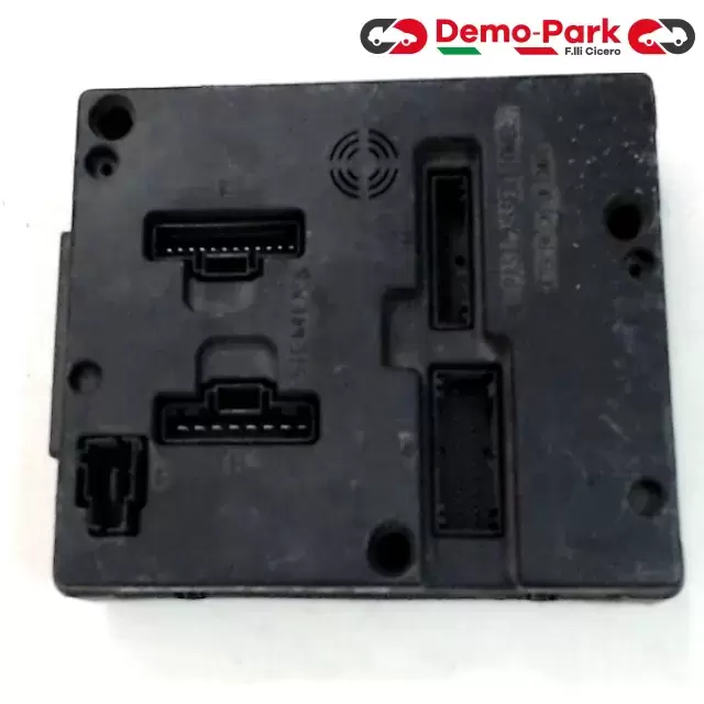 BODY COMPUTER Renault SCENIC - 1.6 S18502300B   7703297929 0