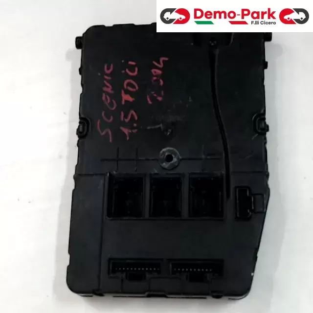 BODY COMPUTER Renault SCENIC - 1.5 DCI S118400320D  8200309691 0