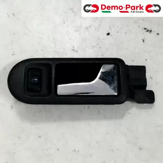MANIGLIA INTERNA ANT. - DX Volkswagen PASSAT  0