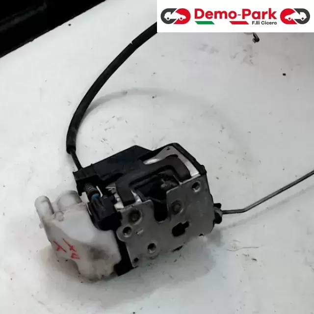 SERRATURA ANT. DX Lancia Y  0