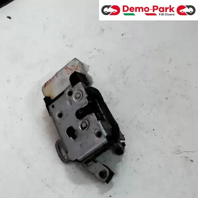 SERRATURA ANT. DX Lancia LYBRA  0