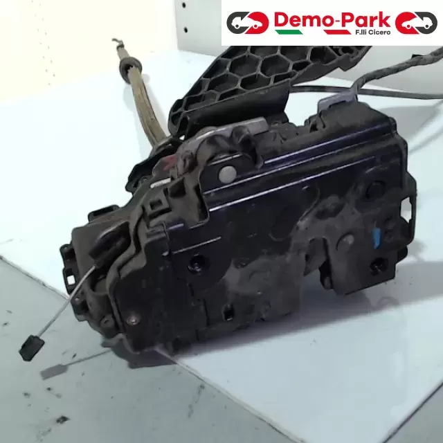 SERRATURA POST DX Seat TOLEDO 117685-104 0