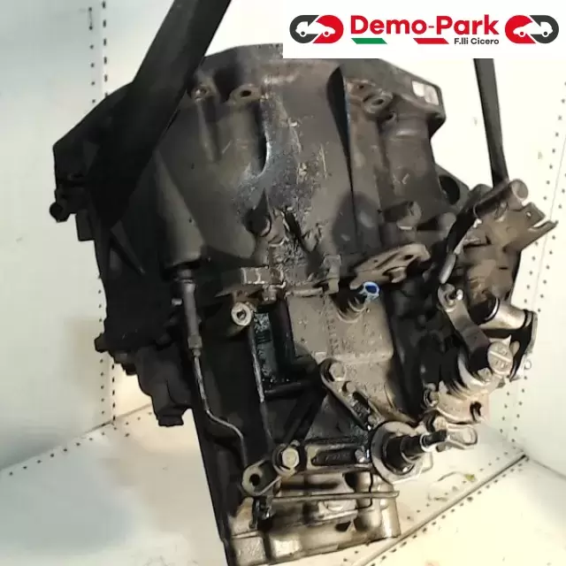 CAMBIO RENAULT MEGANE  Renault MEGANE 1.9 DCI 8200361232 0
