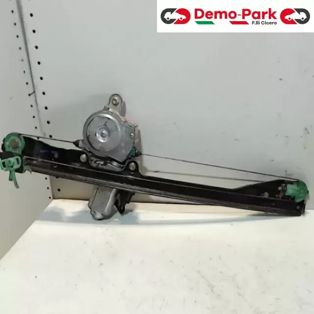 ALZAVETRO ANT DX Fiat PUNTO 188  0