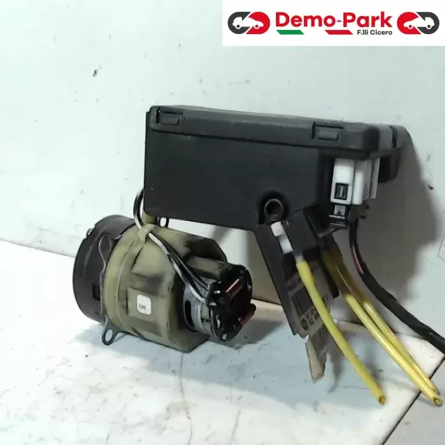 POMPA COMPRESSORE CHIUSURA CENTRALIZZATA Mercedes-benz A170 CDI 1688000248 1