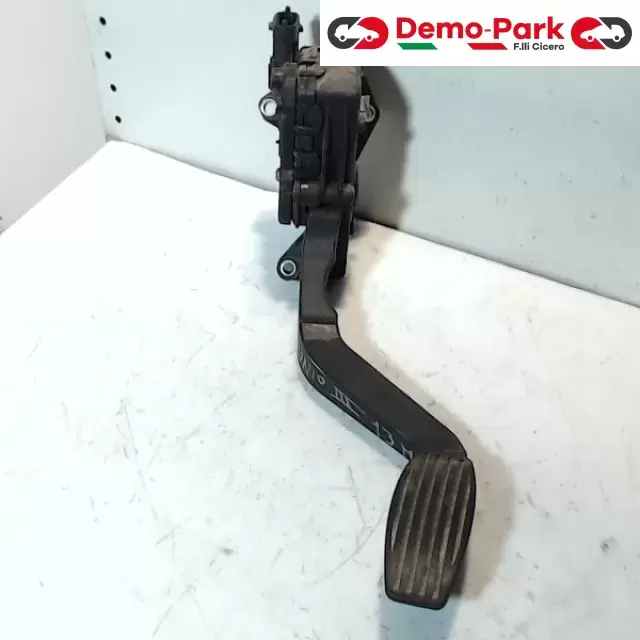 PEDALE ACCELLERATORE Fiat PUNTO III SERIE - 1.3 Mjet 46829061 09315 0