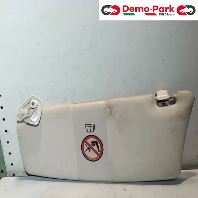 PARASOLE DX Lancia YPSILON  1