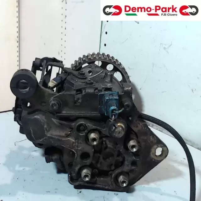 POMPA INIEZIONE CARBURANTE  Peugeot 106 ILL. 2