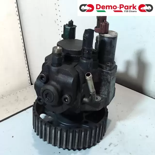 POMPA INIEZIONE CARBURANTE  Mazda MAZDA 6 2.0 DIESEL DENSO RF5C 13 800 2