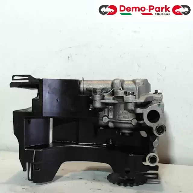 POMPA OLIO Primastar Qashqai Vivaro Megane Scenic Nissan QASHQAI 2.0 DCI 150157688R 0