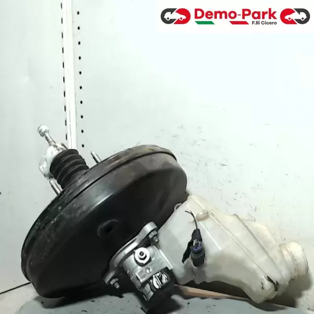 SERVOFRENO Fiat GRANDE PUNTO EVO 1.2 0204054153  51 878 451 3