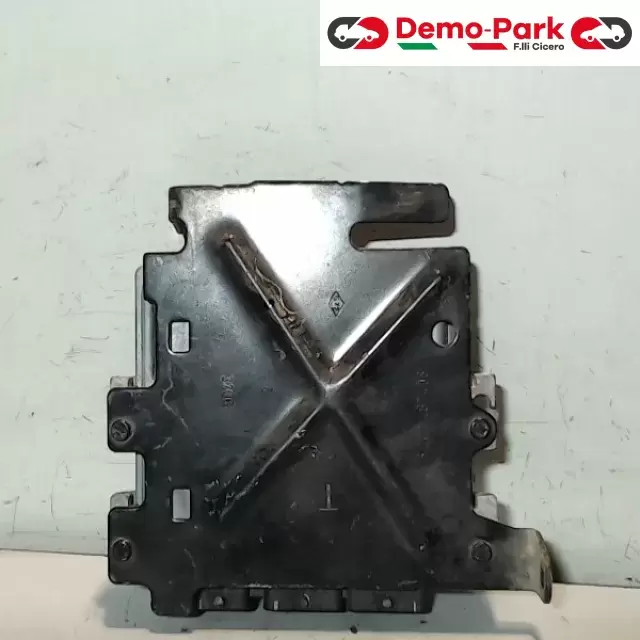 CENTRALINA MOTORE Renault MEGANE SCENIC 1.5 DCI 8200565863 1