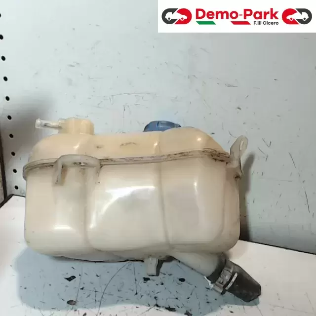 VASCHETTA RADIATORE BRAVO-DELTA Fiat BRAVO 1.9 MJET 51799558 1