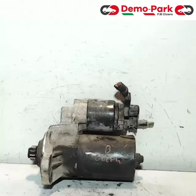 MOTORINO D'AVVIAMENTO VOLKSWAGEN-AUDI Volkswagen GOLF 4 1.6 001 121 006 0