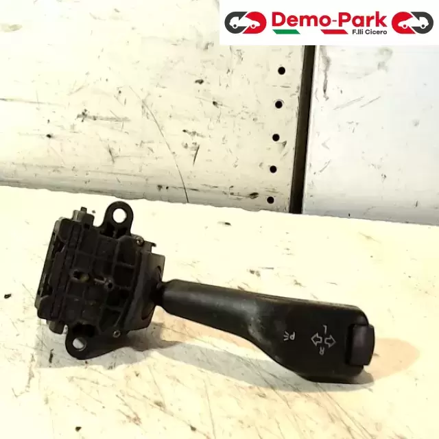CAMBIO LUCE BMW  Bmw SERIE 3 - E46 8363668M 0