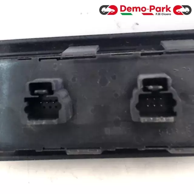 PULSANTIERA ANT. SX PEUGEOT 407 Peugeot 407 964 68 704 XT     5326 9704/5 1