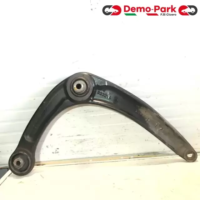 BRACCIO OSCILLANTE DX PEUGEOT 308 1.6 HDI Peugeot 308 - 1.6 HDI 823214 0