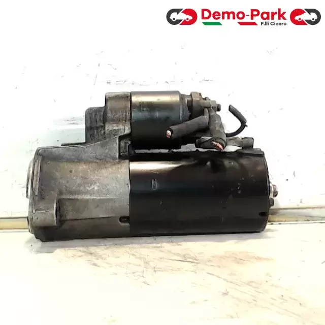 MOTORINO D'AVVIAMENTO VW PASSAT 1.9 TDI Volkswagen PASSAT - 1.9 TDI 0 001 124 020 / 068 911 024H 3