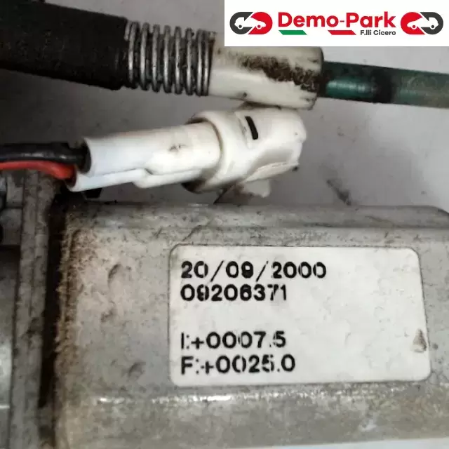 ALZAVETRO ANTERIORE DX Opel AGILA 09206371 2