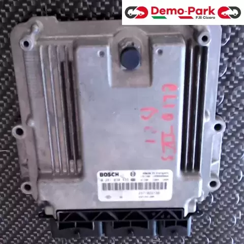 CENTRALINA MOTORE Renault CLIO - IV SERIE - 1.5 DCI BOSCH 0 281 030 439   237102213R 0
