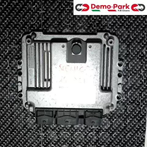 CENTRALINA MOTORE Renault SCENIC - 1.9 DCI BOSCH 0 281 011 776    8200391966 0