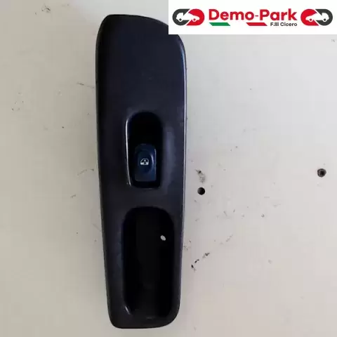 PULSANTIERA ALZAVETRI ANT. DX Renault TWINGO  0