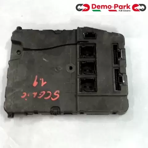 BODY COMPUTER Renault SCENIC - 1.9 D 8200309691   S118400320 D 0