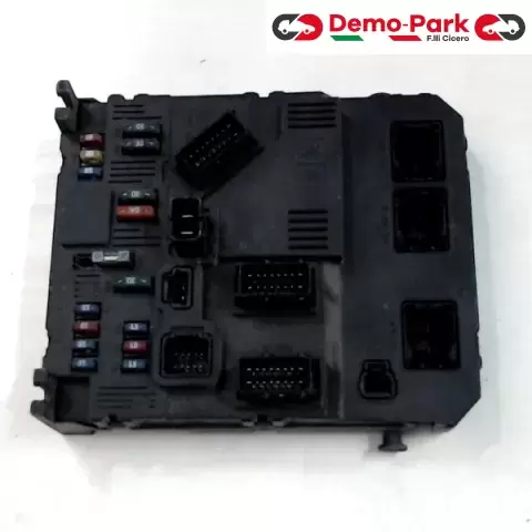 BODY COMPUTER Peugeot 306 - 2.0 HDI SIEMENS S118085210   9646777380 0