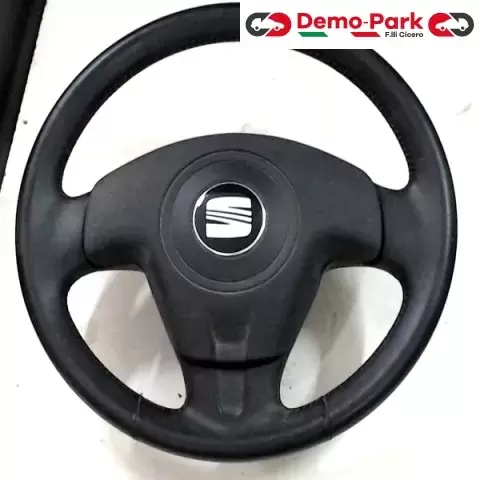 VOLANTE Seat LEON  0