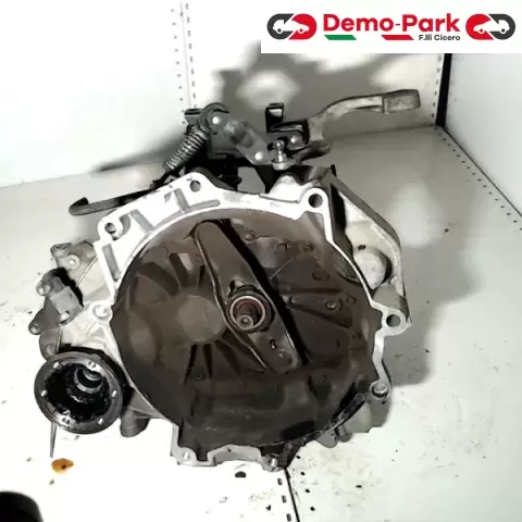 CAMBIO  Volkswagen POLO 1.2  0