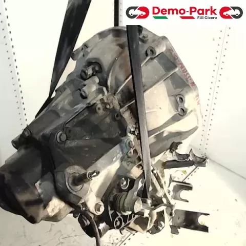 CAMBIO NISSAN MICRA K12  Nissan MICRA K12 C050940 0