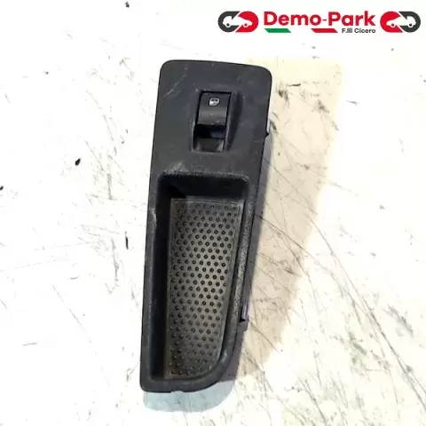 PULSANTIERA DX FIAT G. PUNTO Fiat GRANDE PUNTO 735380450 0